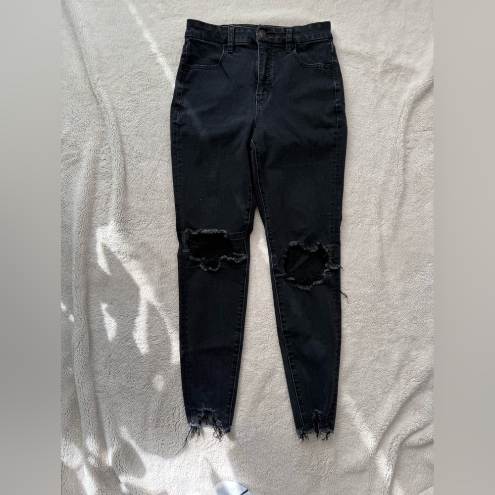 American Eagle Dream Jean Curvy Super Hi-Rise Jegging Distressed Black Jeans